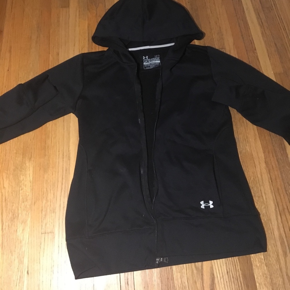 Black UA Storm Large Semi-fitted jacket.