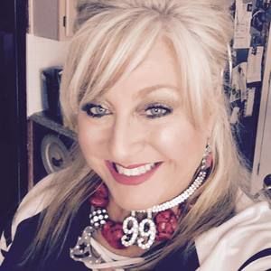 Meet your Posher, Joy