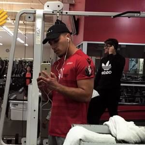 Meet your Posher, Andrit