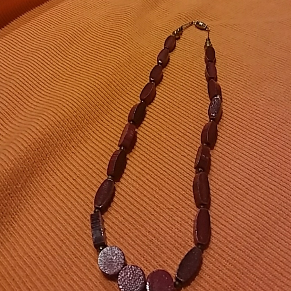 Wood necklace