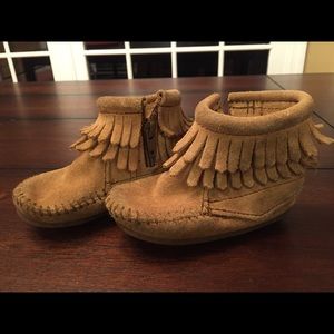 Minnetonka "Double Fringe" toddler boots