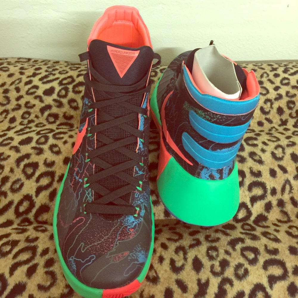 nike hyperdunk highcut