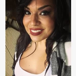 Meet your Posher, Alma