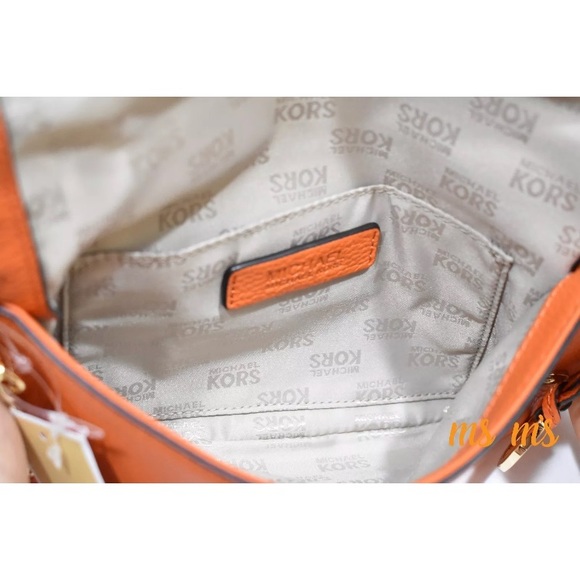 PRICE FIRM NWT Michael Kors Crossbody - Picture 7 of 8