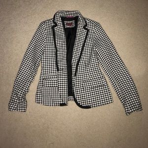 Houndstooth Blazer