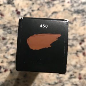 #450 Fenty Pro Filt'r Soft Matte Foundation