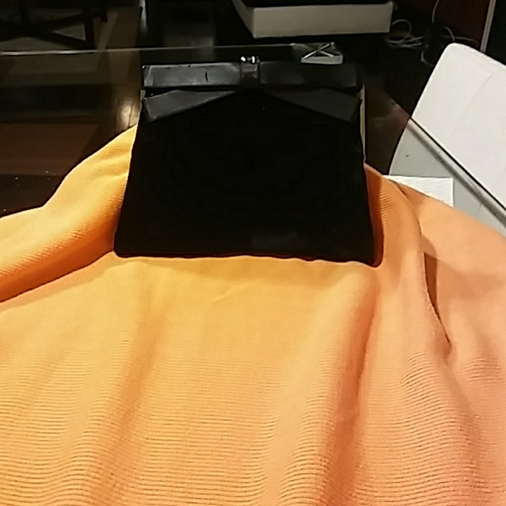 Nlack valour evening clutch bag