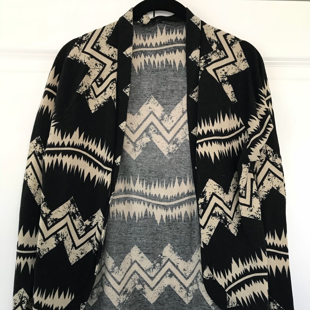 Tribal print open cardi