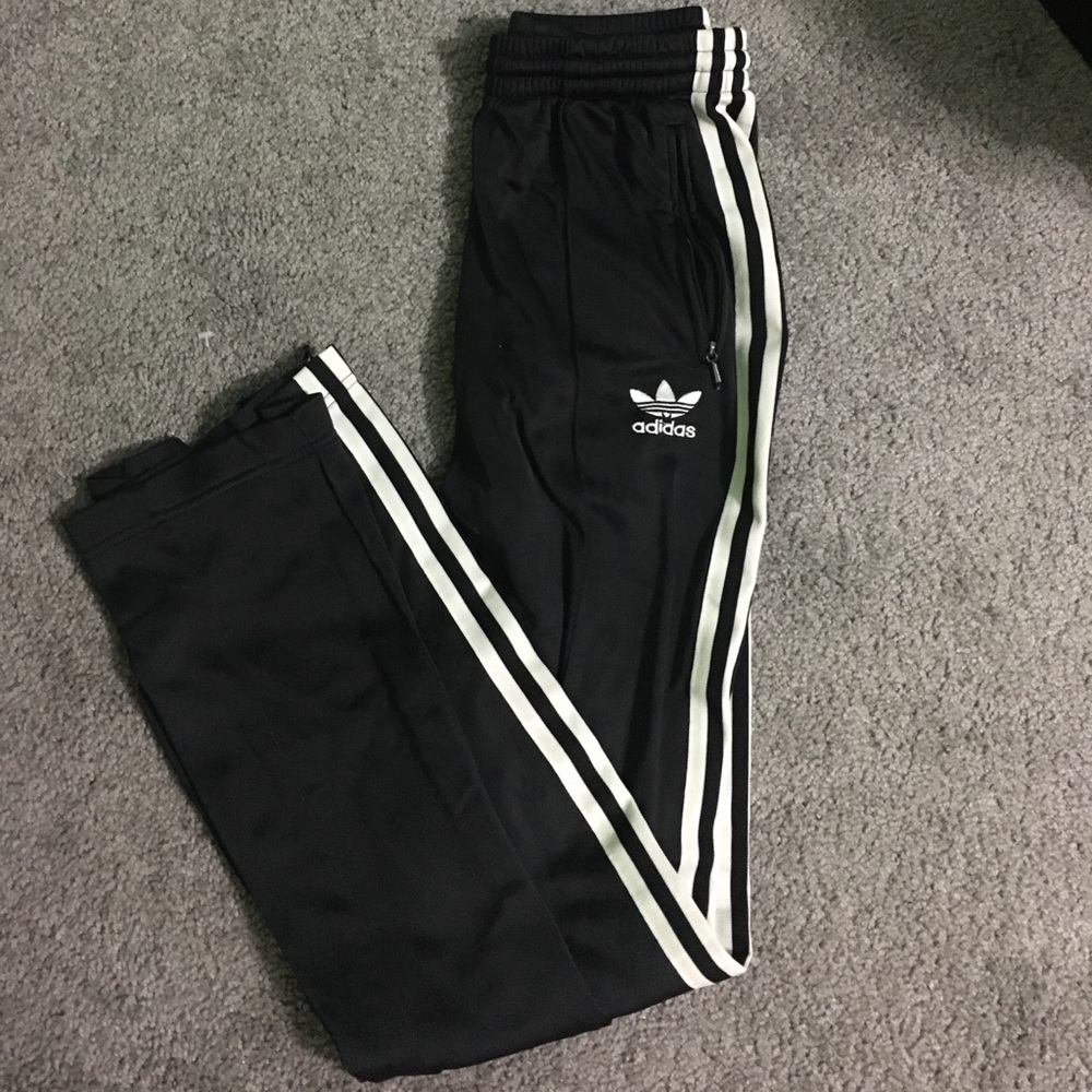 Adidas sweatpants