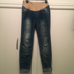 Maternity jeans distressed
