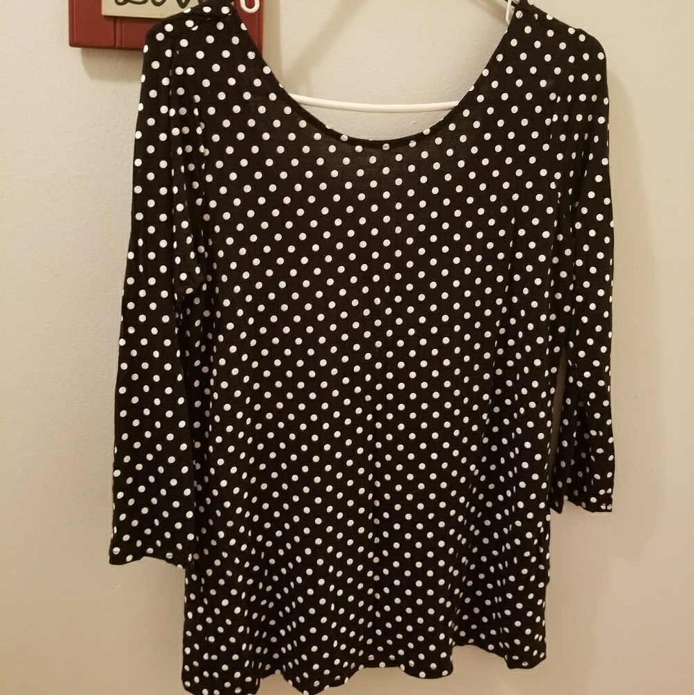 GUESS Polka Dot Top /Size Extra Large/ Scoop Neck