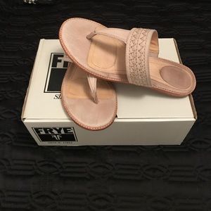 Frye Sandal | Ali Artisanal Thong