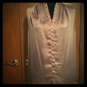 Violet & Claire sleeveless mauve silky blouse👚