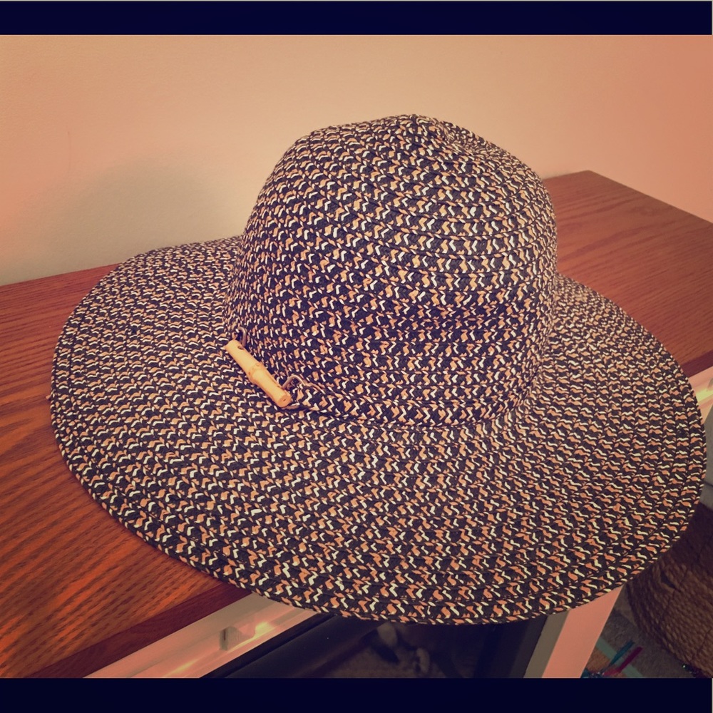 Beach hat