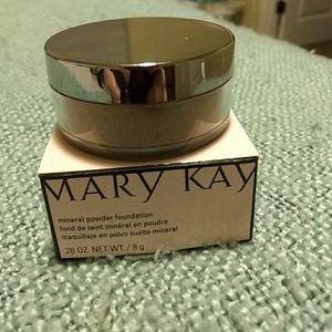 Mary Kay mineral powder foundation
