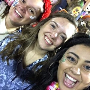 Meet your Posher, Jenny