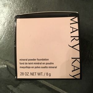 Mary Kay Mineral Powder Foundation Beige 2