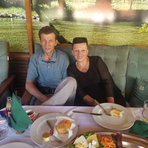 Meet your Posher, Mujesira