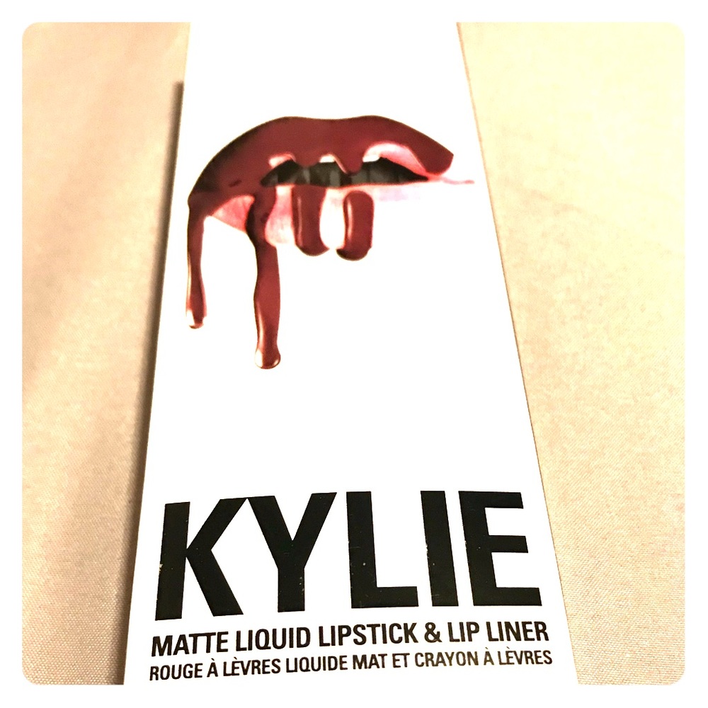 Kylie Cosmetics Lip Kit in Love Bite