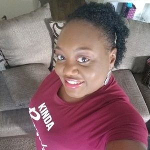 Meet your Posher, Latonya