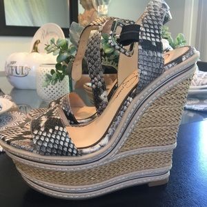 Jessica Simpson wedges