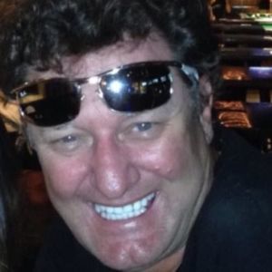 Meet your Posher, Wayne