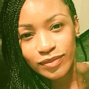 Meet your Posher, Rodina