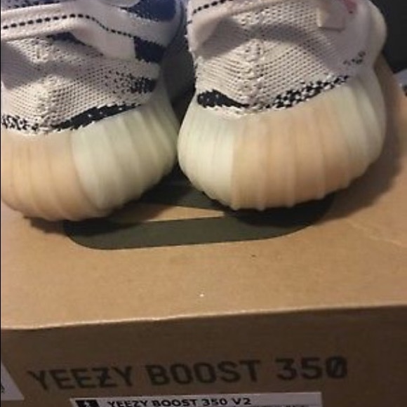 Adidas Yeezy Boost 350 V2 Zebra White/Black CP9654 - Picture 5 of 5