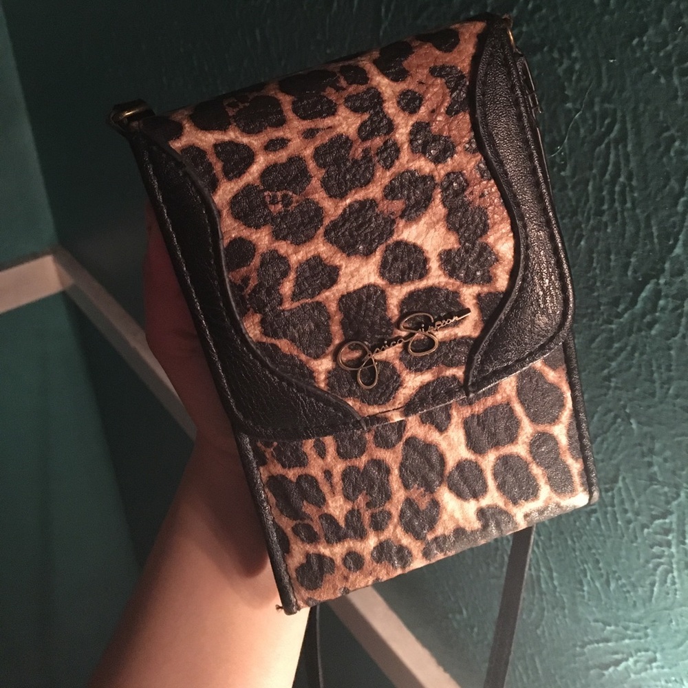 Cheetah print wallet/purse :)