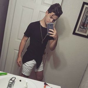 Meet your Posher, Jonny