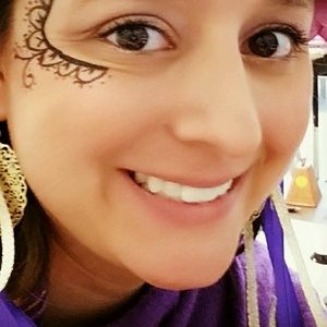 Meet your Posher, Caryn