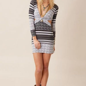 Planet Blue life BB mini dress in aztec stripe XS