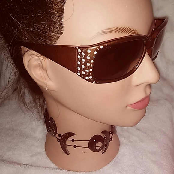 VINTAGE GUESS RHINESTONE BROWN SUNGLASSES main image 5