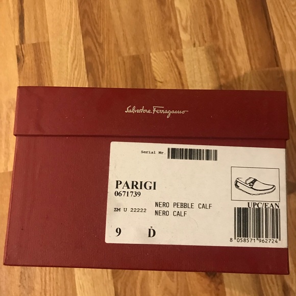 Ferragamo Parigi un worn brand new - Picture 4 of 5