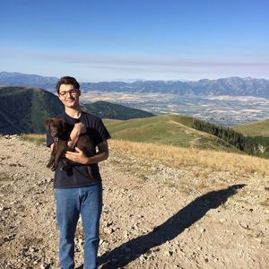 Meet your Posher, Logan