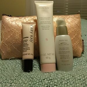Mary Kay skin set with gift bag