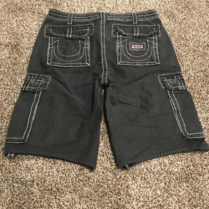 🆕Men's size 32 True Religion short