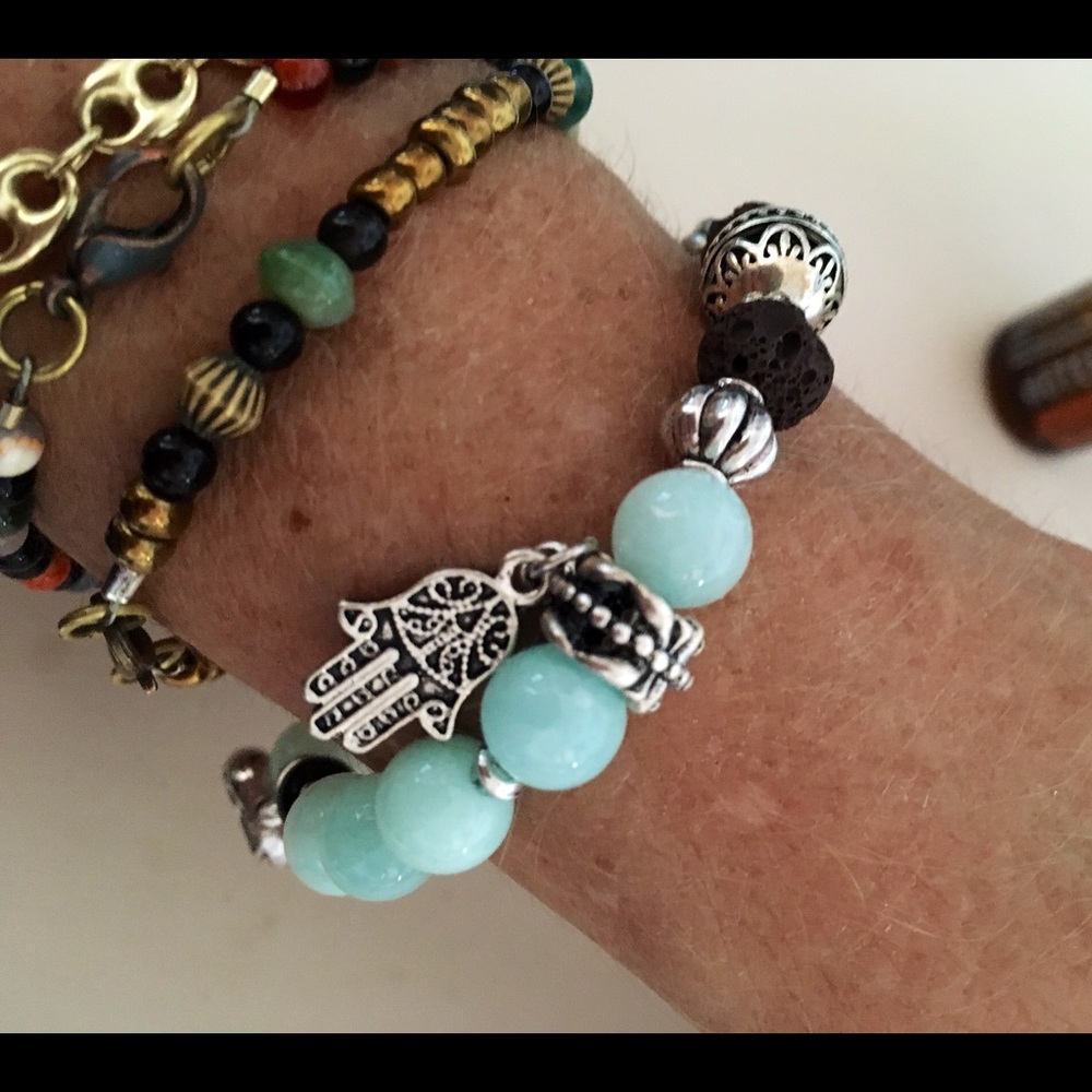 Essential Oil Yoga Charm Bracelet 🕉