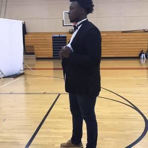 Meet your Posher, Kenneth