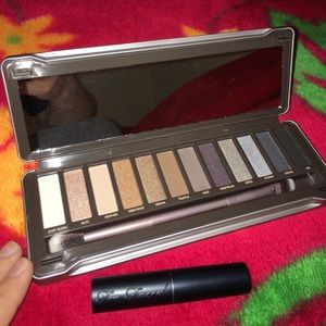 Too Faced lipstick & Icon eyeshadow palette