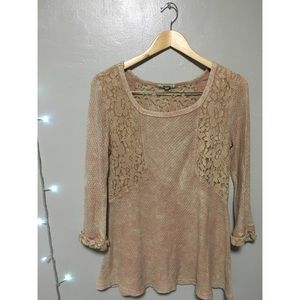 BKE Buckle 3/4 Sleeve Dusty Pink Lace Sweater