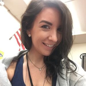 Meet your Posher, Jillian