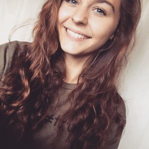 Meet your Posher, Alyssa