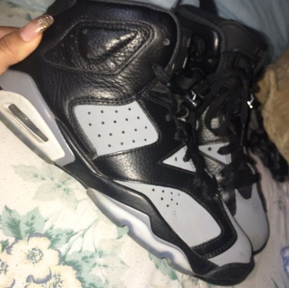 Michael Jordan sneakers sell for $560,000 at Sotheby Jordan\'s s