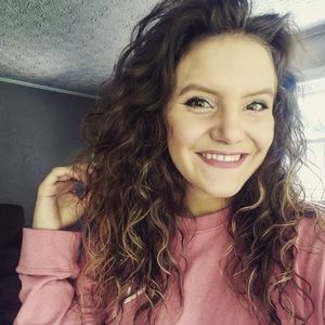 Meet your Posher, Madelyn