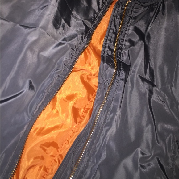 GREEN BOMBER JACKET 🐊 - Picture 2 of 5