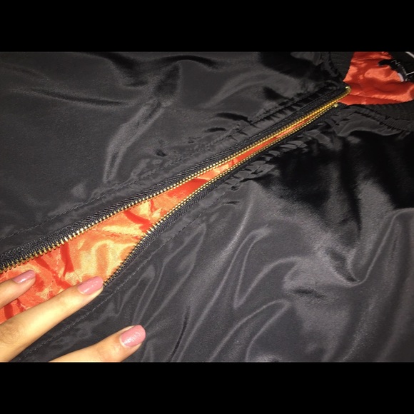 BLACK BOMBER JACKET 🕷 - Picture 3 of 5