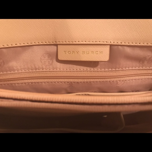 🚫SOLD🚫 NWOT Tory Burch Small York Tote - Picture 6 of 7