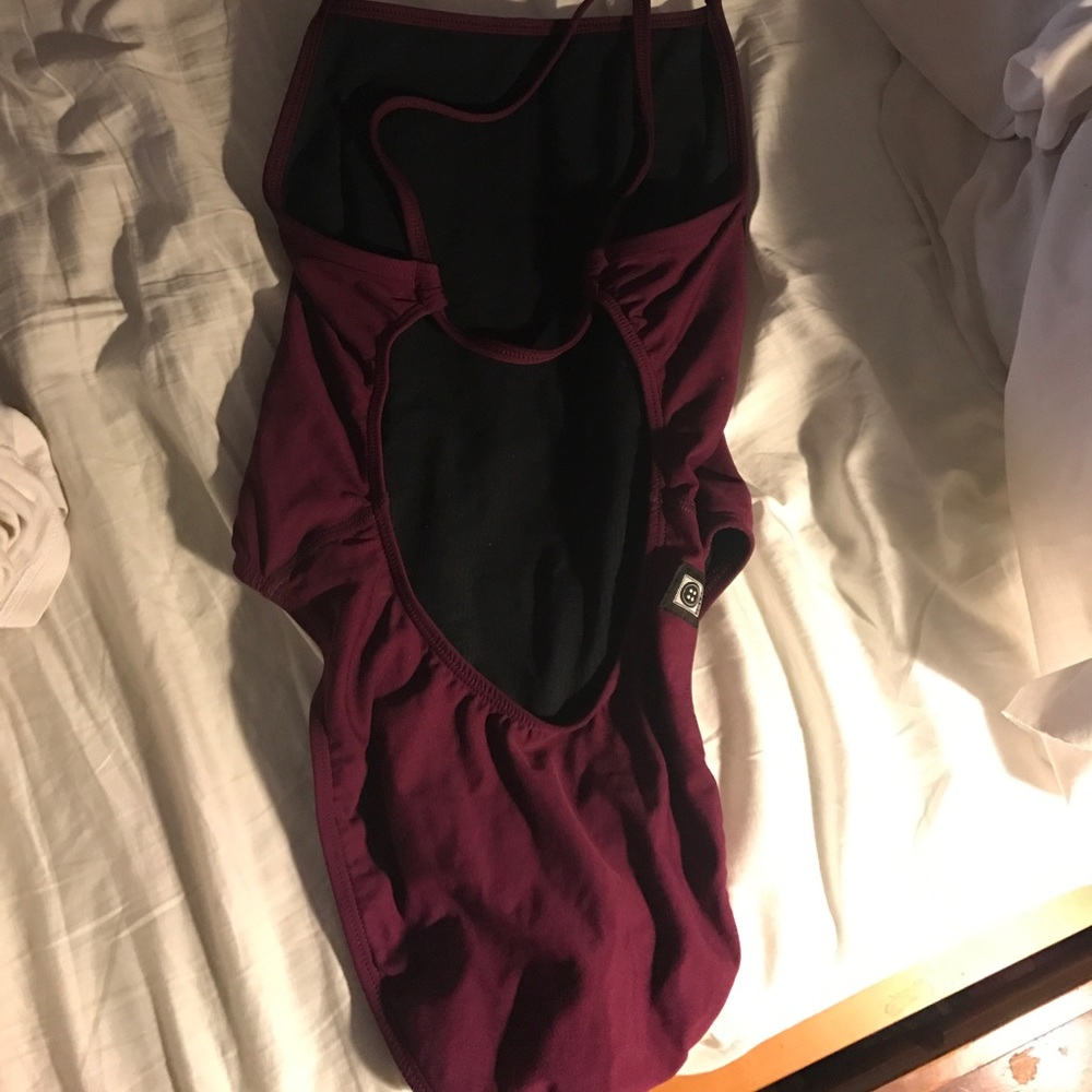 Jolyn onsie