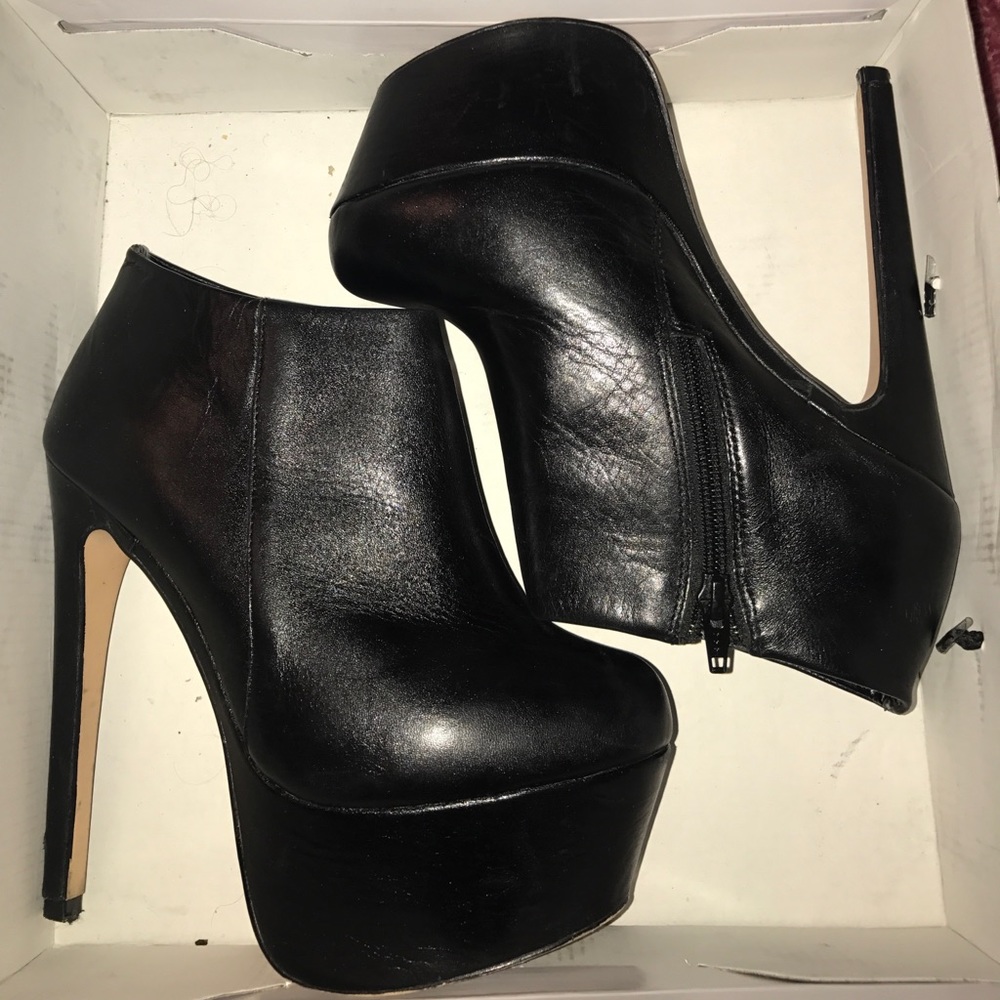 ALDO ankle heels